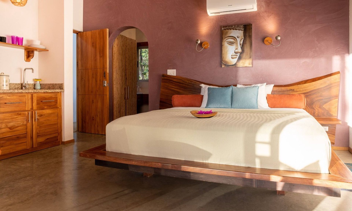 Playa Guiones Apartment | Iluminar Beachfront Suite