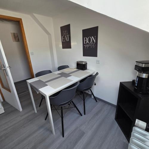 Grossheubach Apartment | Im Buchenweg