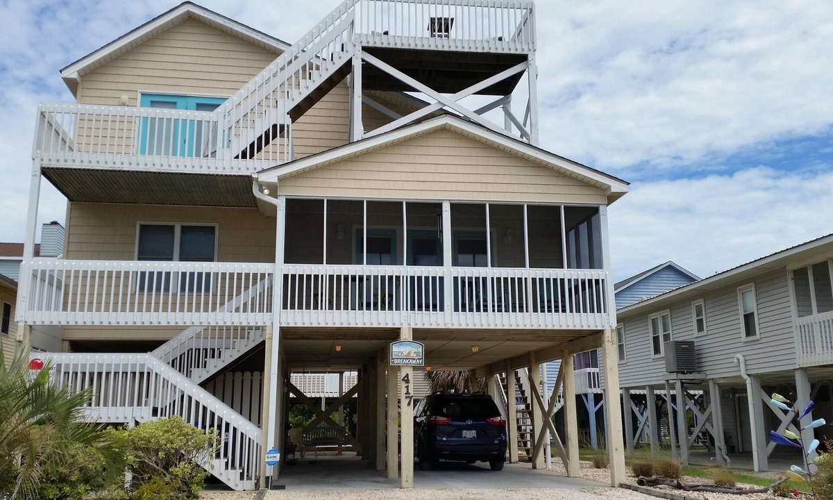 Sunset Beach House | Immaculate and well maintained home on SSB! NEW for 2024 upgraded kitchen!