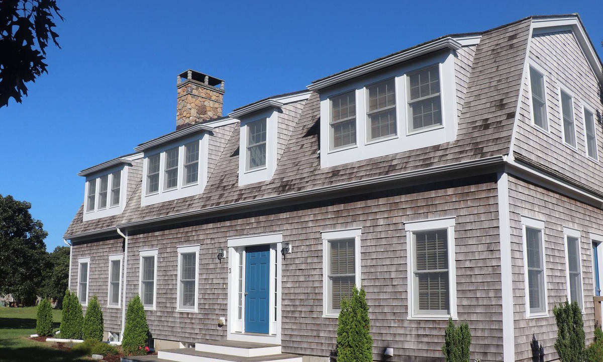 Katama House | Immaculate Katama 4BR with home theater, huge yard, and steps from bike path