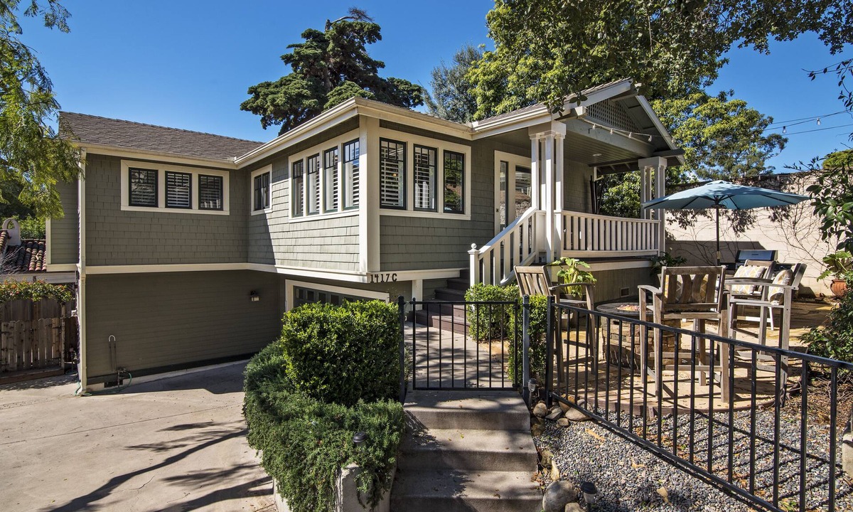 Laguna House | Immaculate, Move-in-Ready, Modern Craftsman Oasis, Ideal Walk Area, Long Term OK