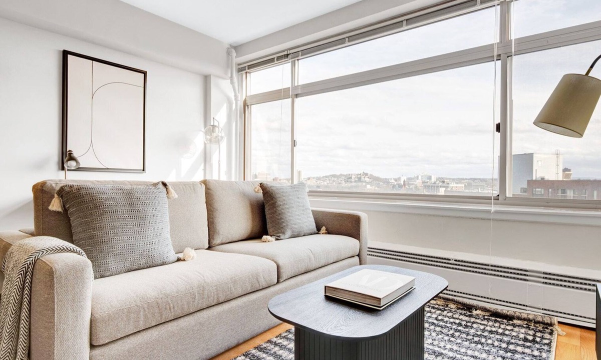 Corey Hill Apartment | Impeccable Brookline Studio w/Gym & W/D, near Green Line, by Blueground