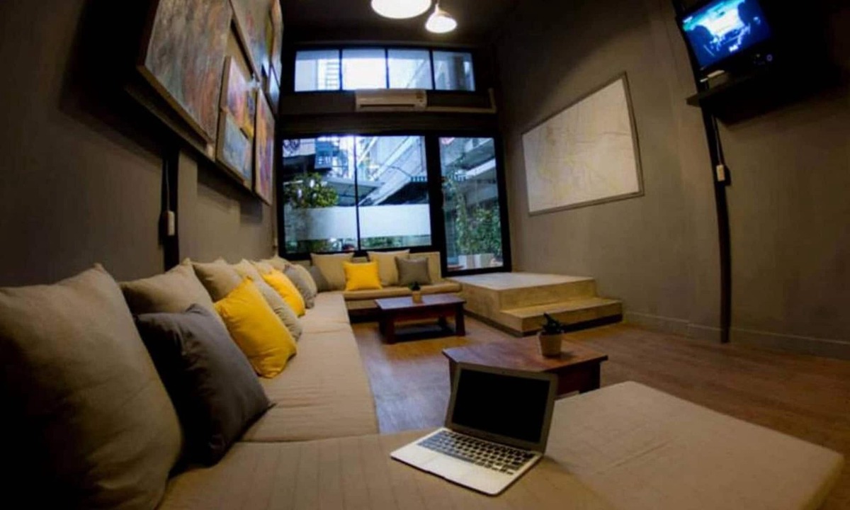 Pratunam Hostel | In A Box Hostel