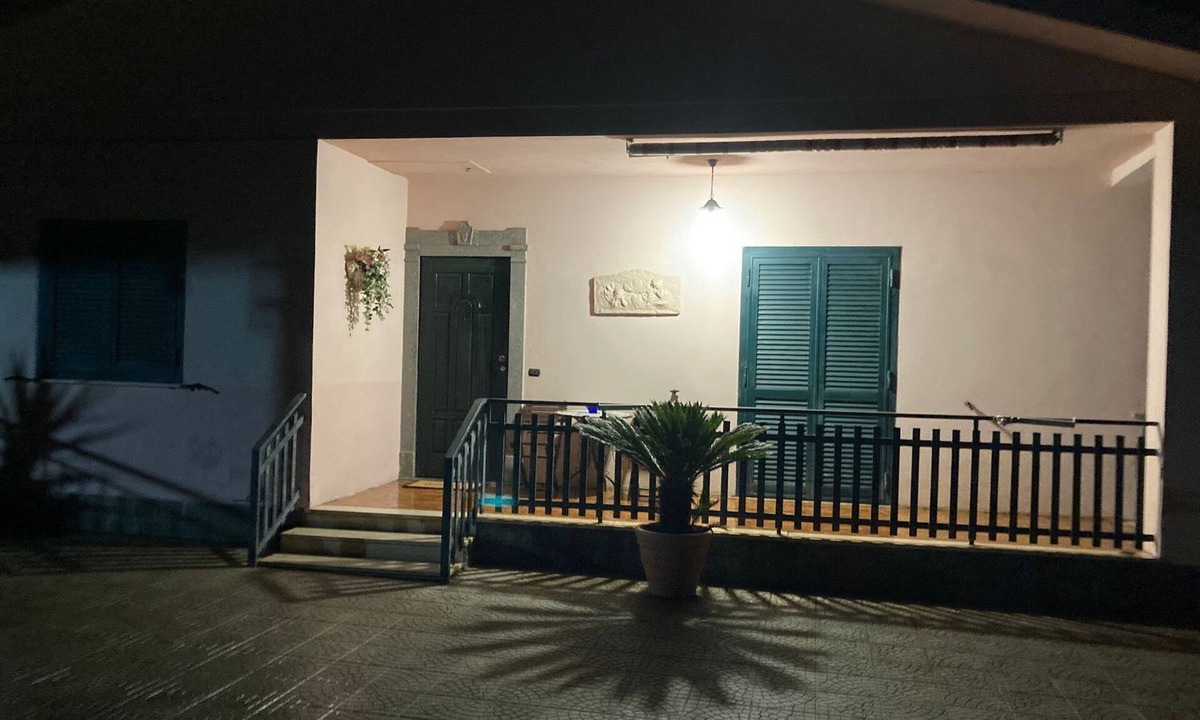 Velletri House | In inglese