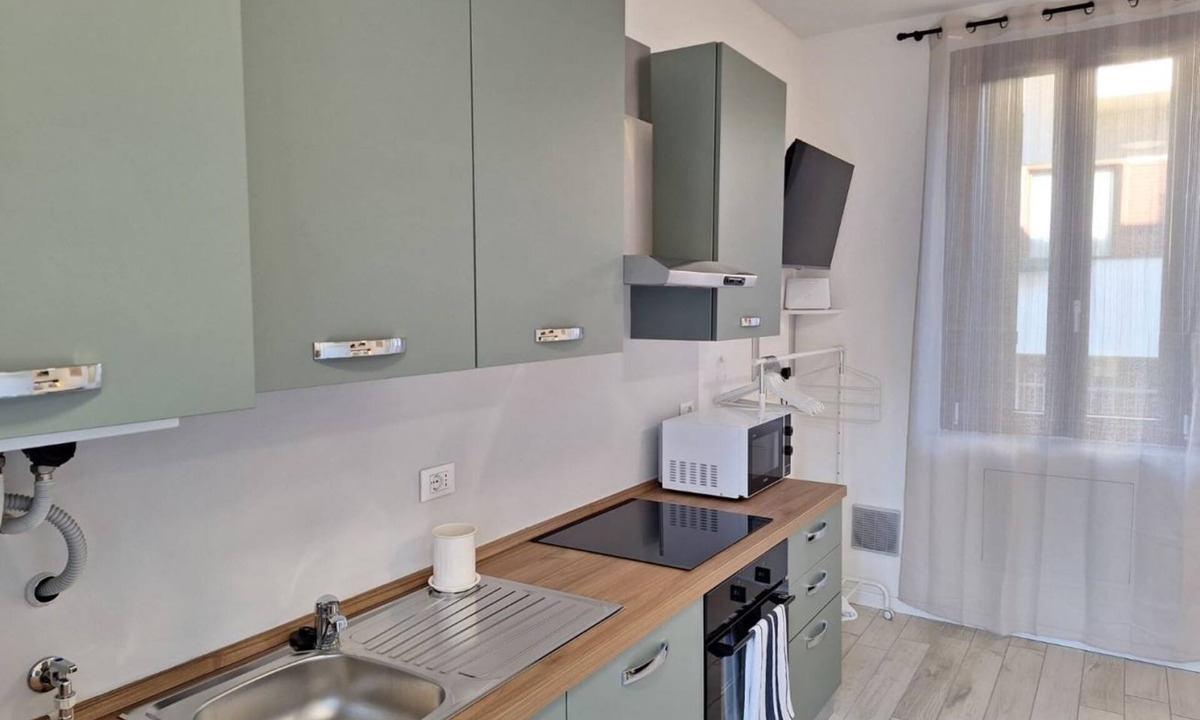 Garbagnate Milanese Apartment | In the heart of Garbagnate Milanese (Kibou Apartment)