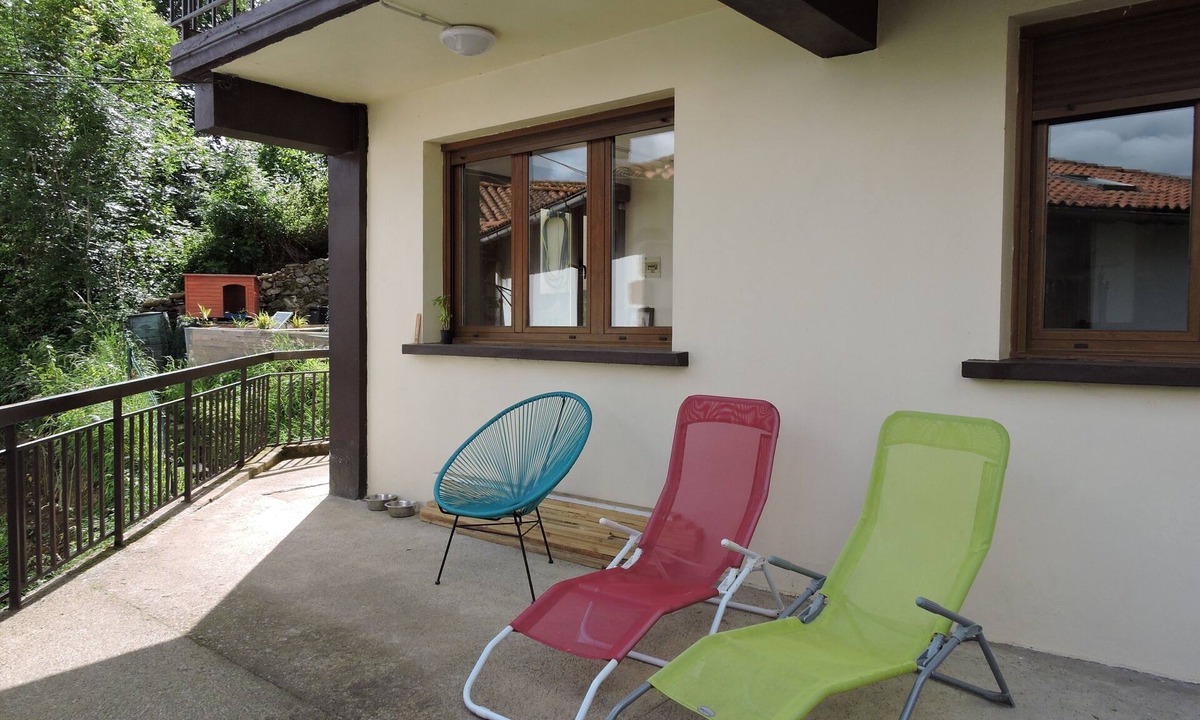 Vera de Bidasoa Apartment | In the heart of the pretty village of Bera in Navarre, on the road to the Ibardin pass