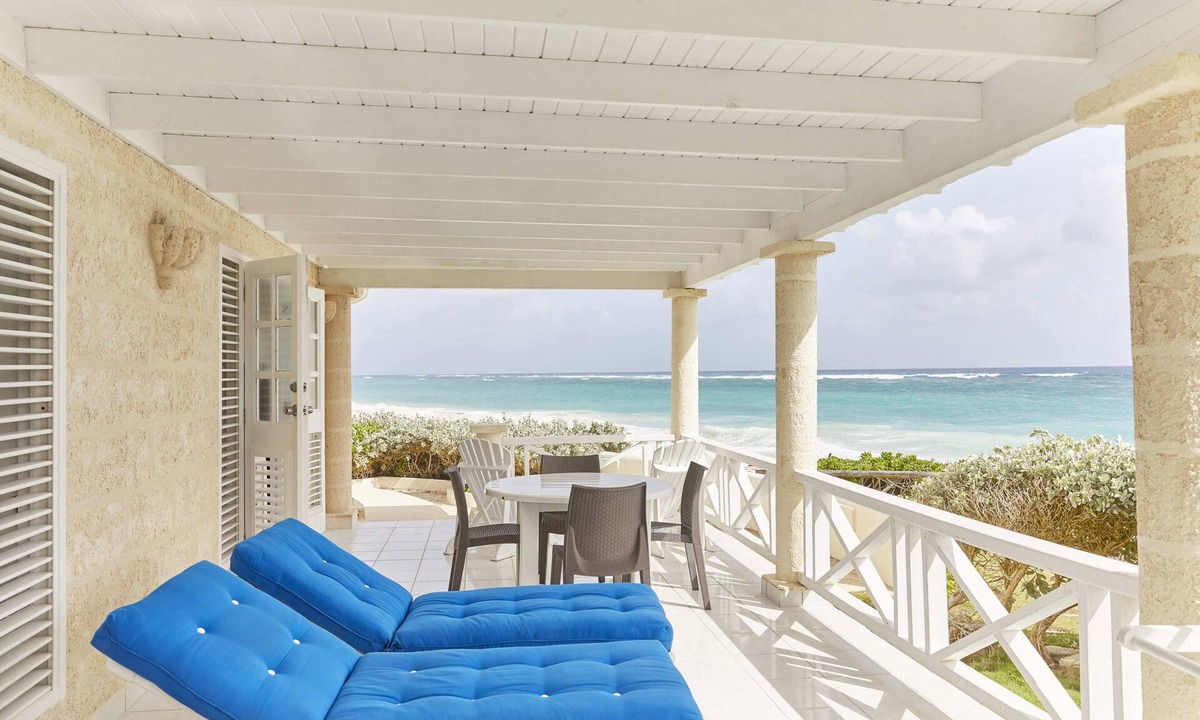 Silver Sands House | Inchcape Seaside Villas right on Silver Sands Beach - House Sunrise