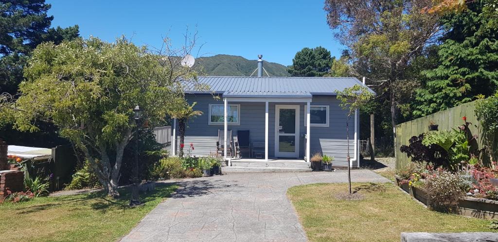Tararua Forest Park Cabin | Incline Cottage