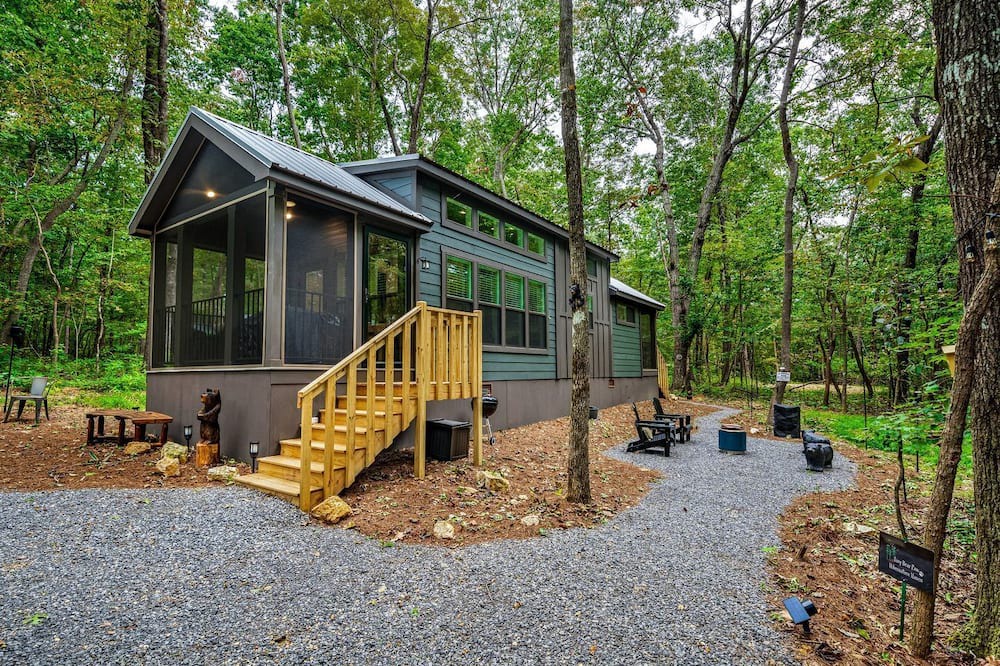 Mentone Cottage | Incredible Cottage with Fire Pit and Stunning Forest Views in Mentore, Alabama