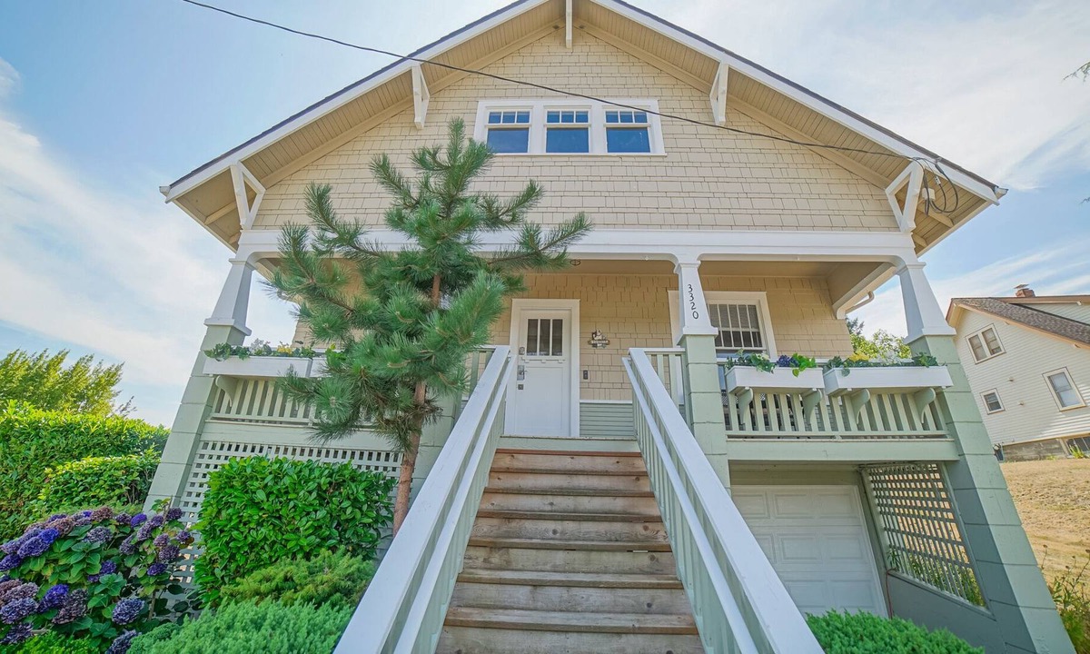 Gig Harbor House | Incredible Downtown Gig Harbor Craftsmen Home