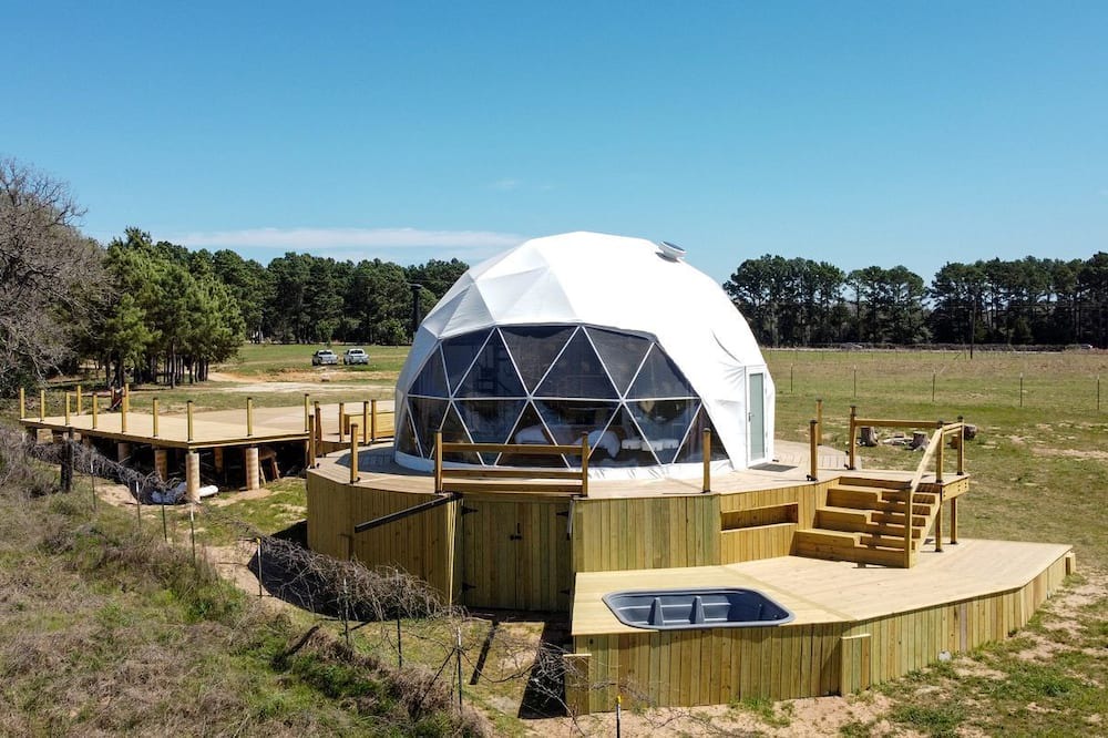 Smithville Cabin | Incredible Luxurious Dome for a Relaxing Getaway in Smithville, Texas