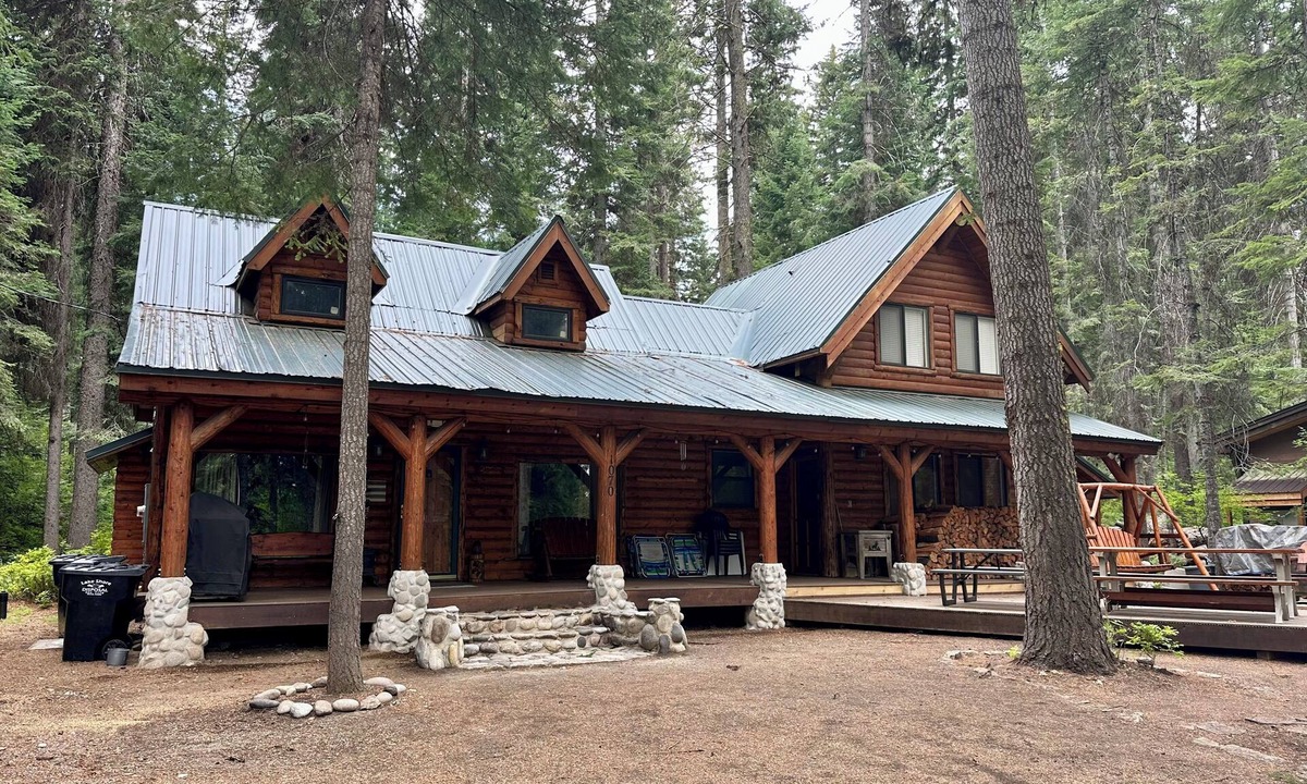 McCall Cabin | Incredible McCall cabin; sleeps 14
