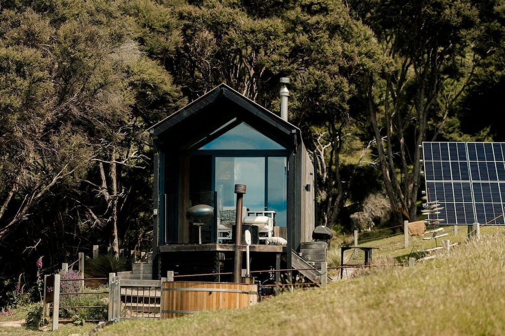 Little Akaloa Cabin | Incredible Tiny House Rental with Amazing Views in Akaroa, South Island