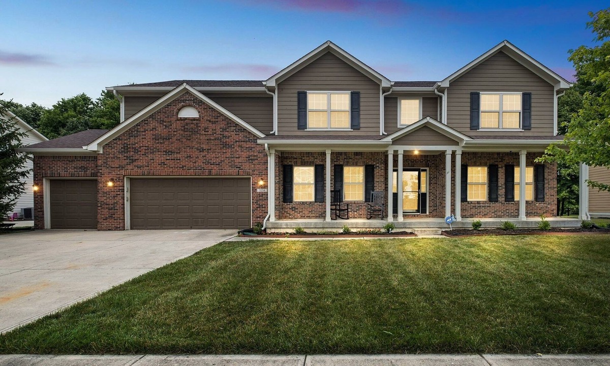 Westfield House | Incredibly Spacious Carmel Home with Fully Equipped Kitchen - 4700 Sq Ft! Pet Friendly! by RedAwning