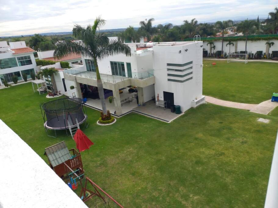 Oaxtepec House | Increible Casa Lomas de Cocoyoc con albercas,tobigan,juegos,tirolesa,cone,fogata,columpios,gimnasio y mas