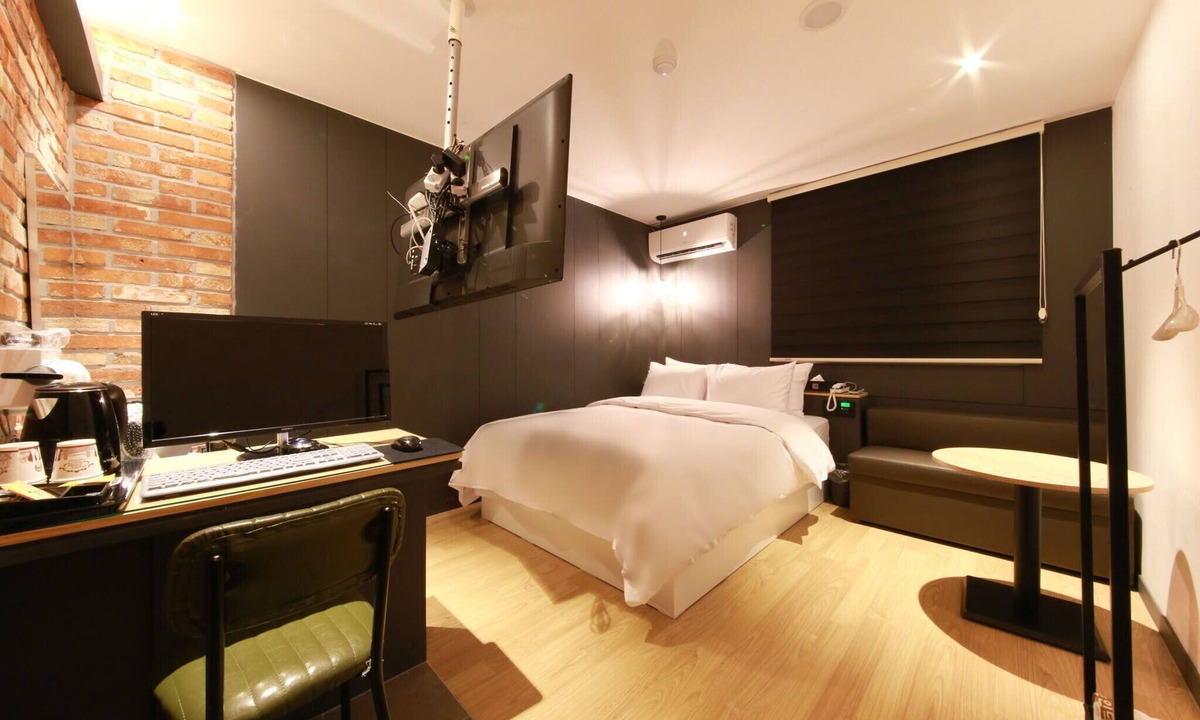 Anyang Hotel | Indeokwon Wol