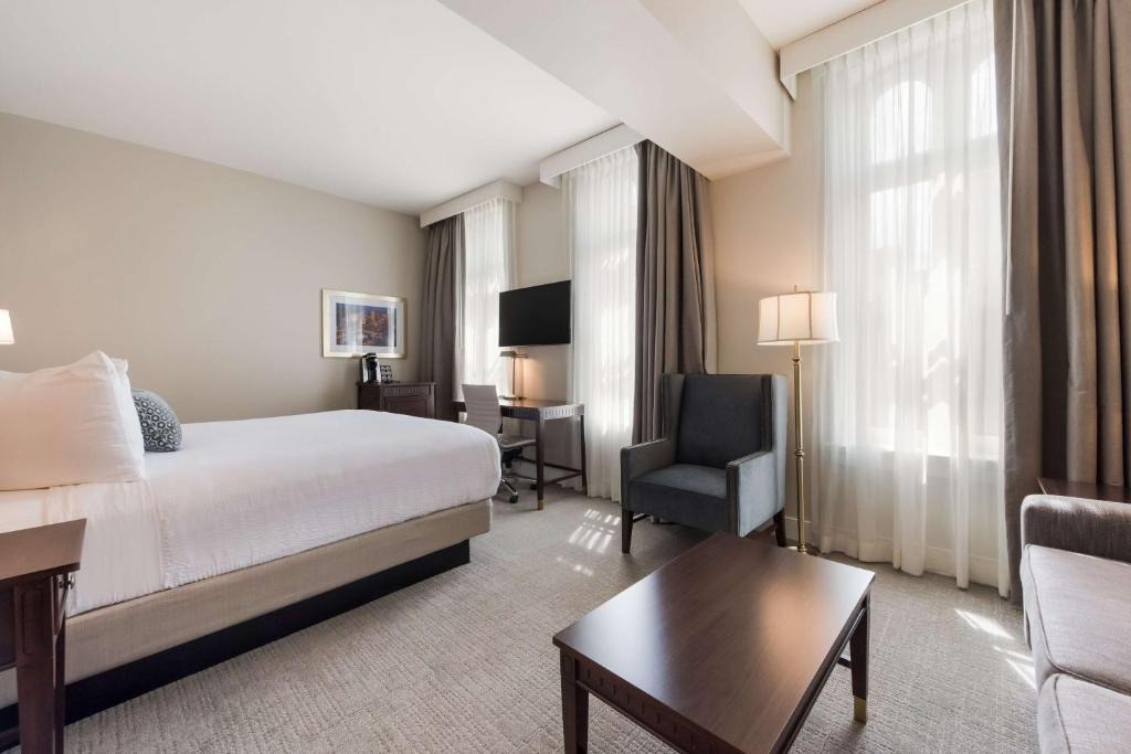 Center City East Hotel | Independence Park Hotel, BW Premier Collection