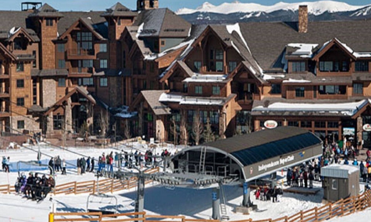 Breckenridge Resort | Independence SuperChair in its Backyard! 1 Bd Master