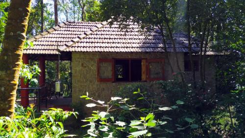 Thekkady House | Indhrivanam