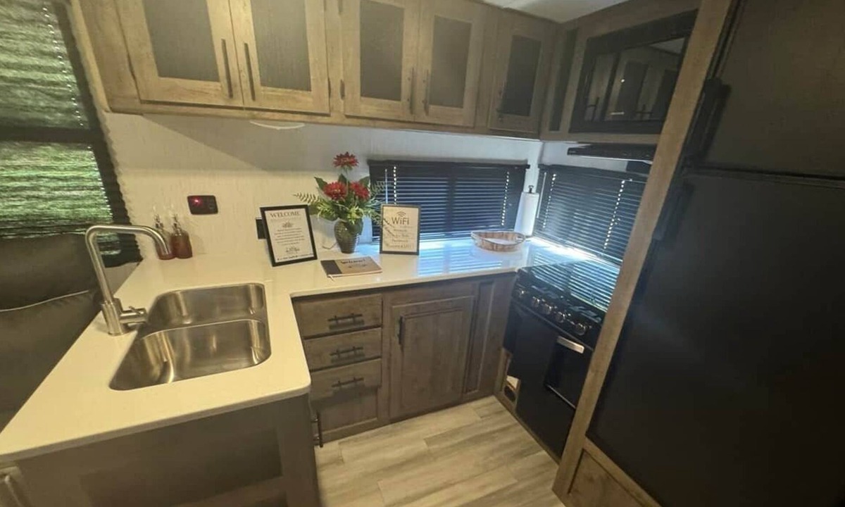 Stephens House | Indian Creek Farms Poolside Camper