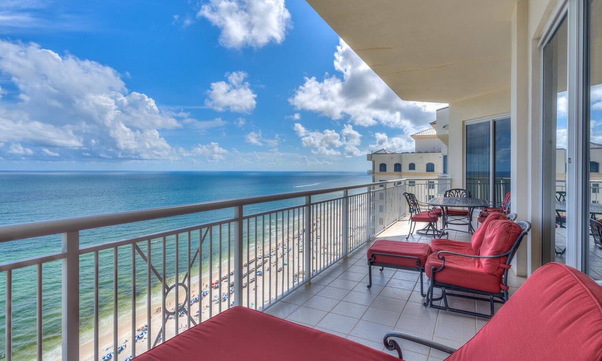 Ono Island Condo | Indigo East 2102 Penthouse-Private Poolside Cabana