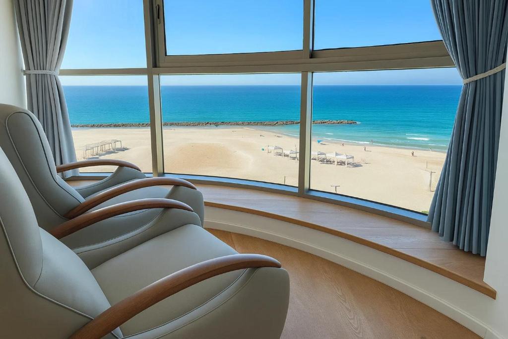 Haifa Apartment | INDRAM luxury suites by the sea
