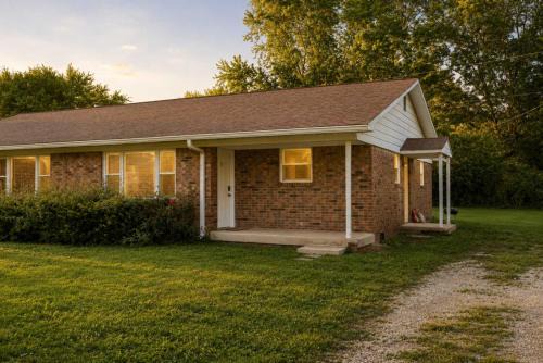 Acton Apartment | Indy Cottage Bliss: Comfort & Style Await You