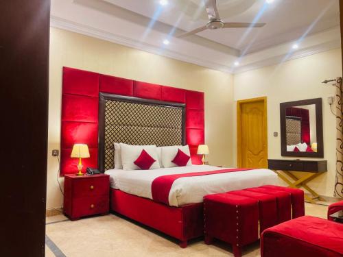 Gulberg Hotel | Infinity Hotel