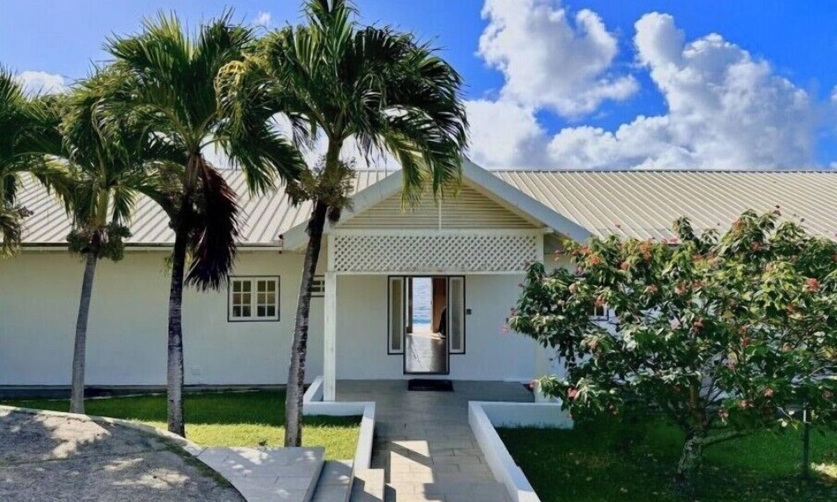 Bacolet Villa | Infinity – on a clear day you can see forever ….