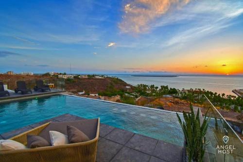 La Paz House | Infinity Pool Bay Views BBQ Walk to Beach