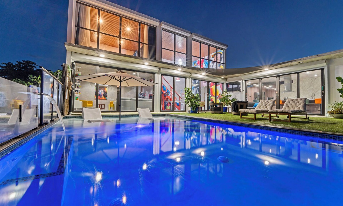 Las Carreras House | Infinity pool - Ocean View- Slide - Pool Table- Ps5 - Ping-Pong Table