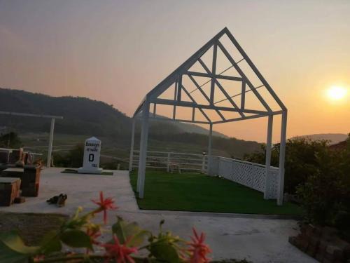 Suan Phueng Resort | Ingmhok Resort