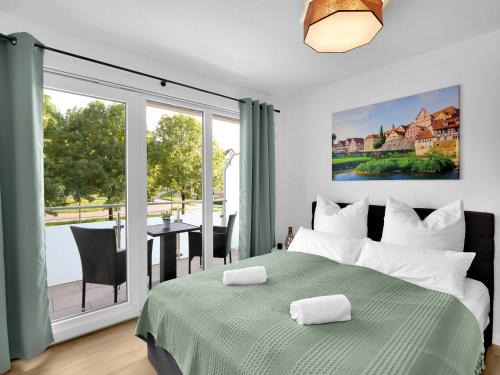 Hessental Apartment | INhome Studio Apartment - Küche - Parken - TV