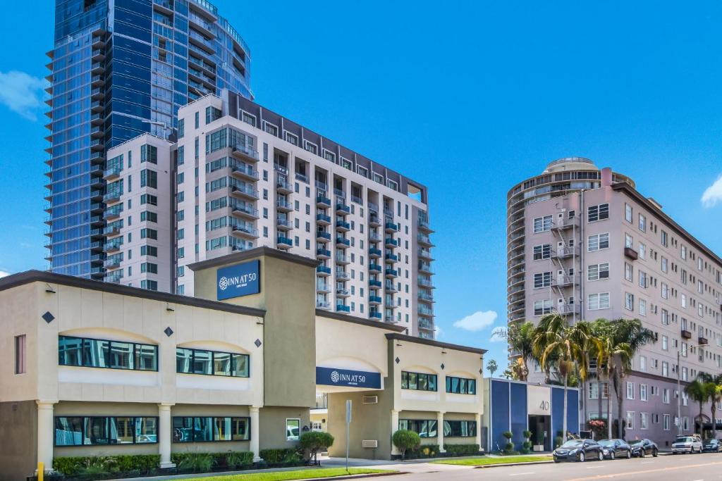 East Village Hotel | Inn at 50 Long Beach Convention Center