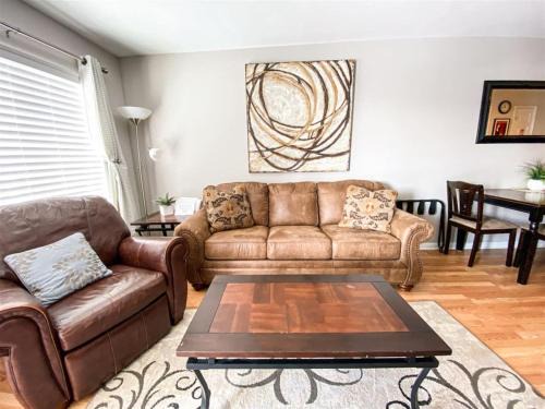 Harbor Village House | Inn Building Condo 204