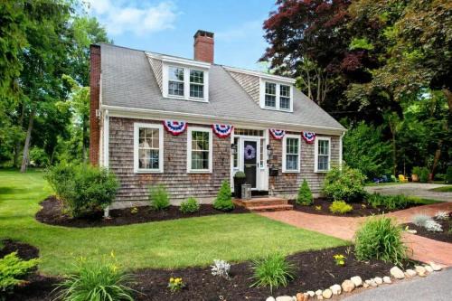 Yarmouth Port Bed & Breakfast | Inn On Main
