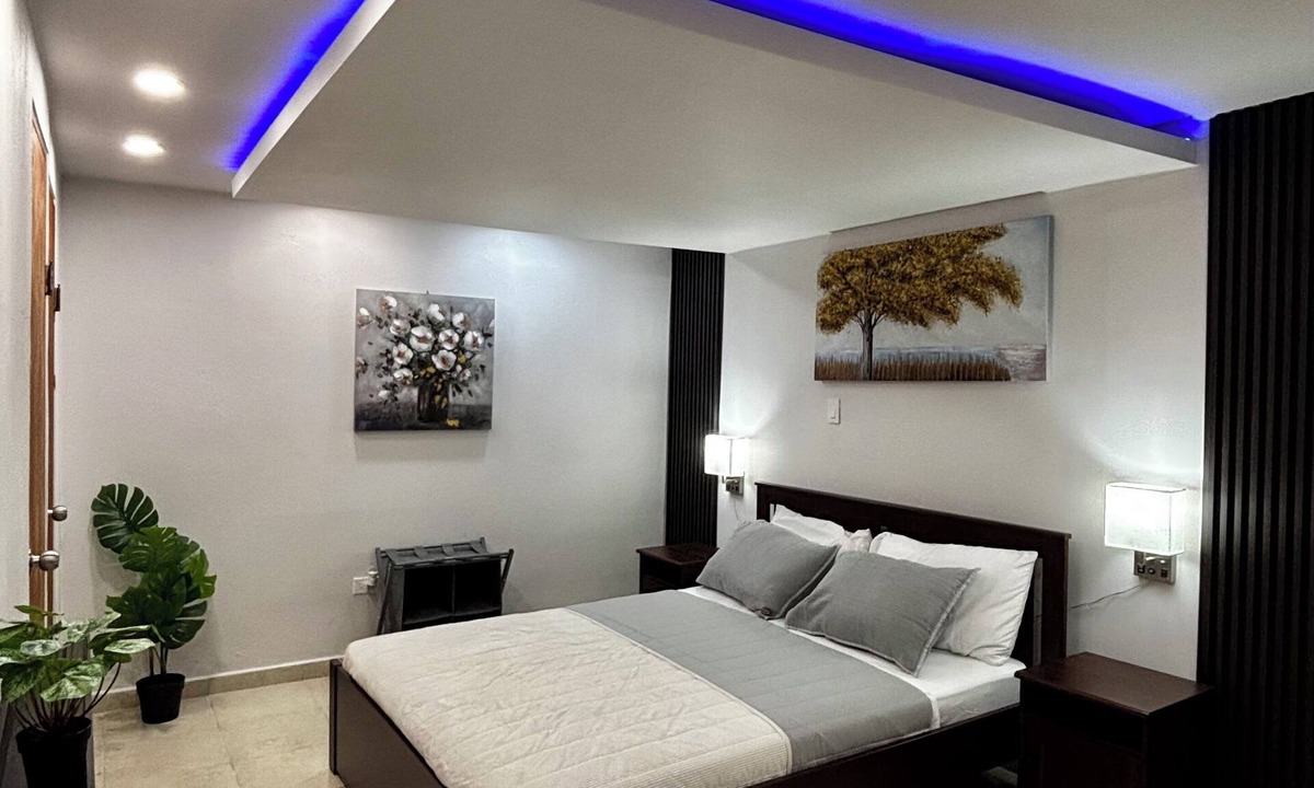 Caguas House | Instant Apartment with AC, Queen Bed near downtown Caguas, First Floor