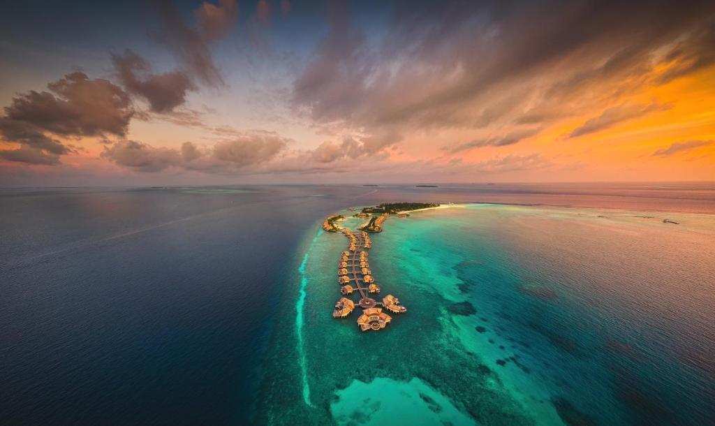 Maamunagau Island Resort | Intercontinental Maldives Maamunagau Resort with Club benefits by IHG
