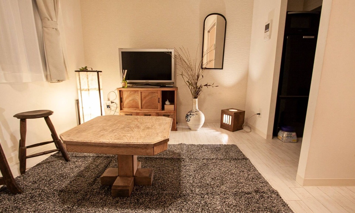 Kita Ward Apartment | Interior design with a focus on antiques - 108/Sapporo Hokkaidō