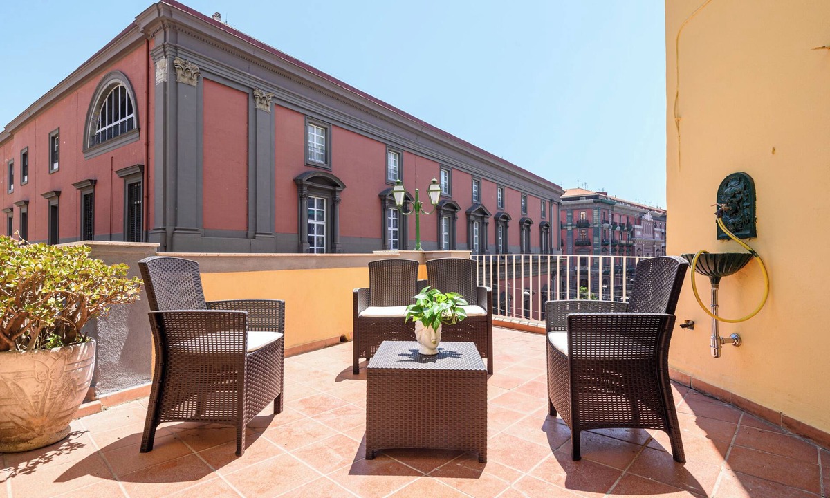 Historical Center Apartment | Into Mann - Five Bedroom Apartment, Sleeps 12