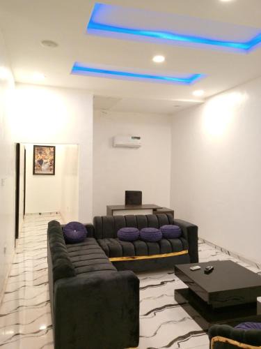 Lagos Apartment | Inviting 2-Bed Apt with Parking in Ifako-Ijaiye