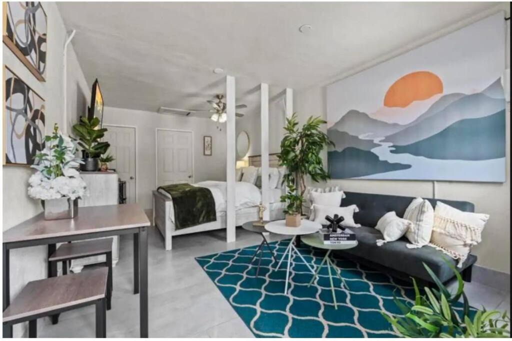 Bryant Apartment | Inviting Oasis - Cozy, Spotless, and Comfortable Room
