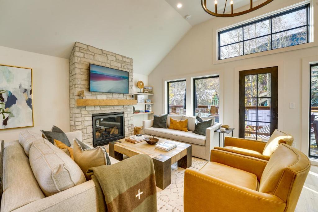 Crested Butte House | Inviting & Renovated Home in Crested Butte!
