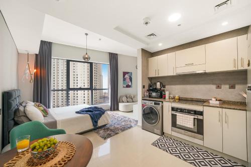 Jumeirah Beach Residence Apartment | Iolanda Home