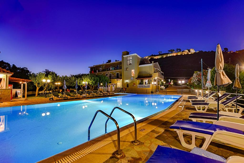 Mazarakata Hotel | Ionis Hotel