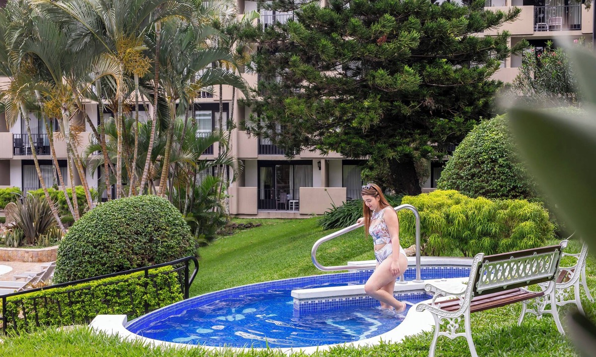 San Jose Hotel | Irazu Hotel & Studios
