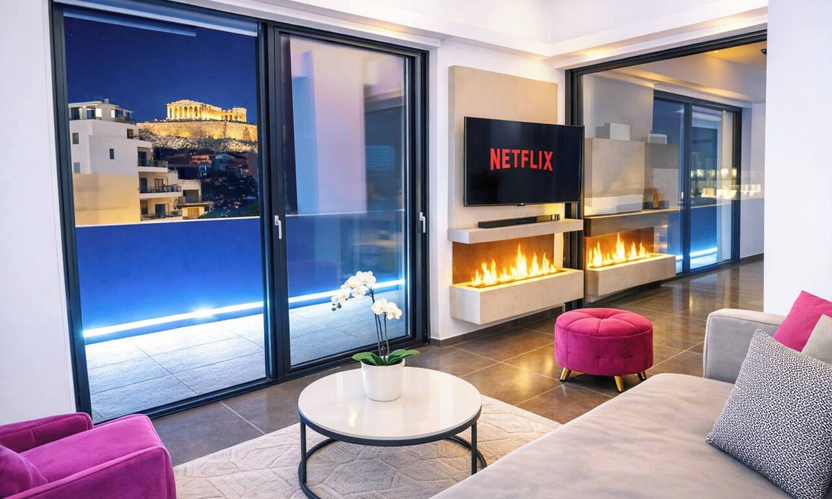 Gazi Apartment | Iris Penthouse: Luxury Acropolis View and Jacuzzi