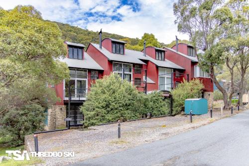 Thredbo Ski Chalet | Ironmongie 1 JackFrost