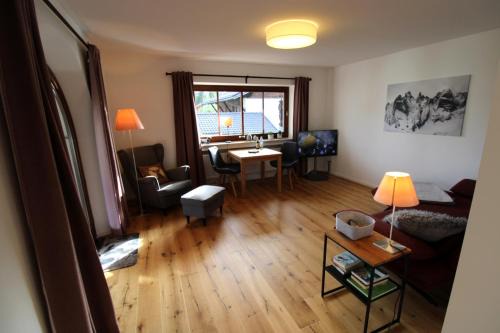 Kruen Apartment | Isarkindl -402-