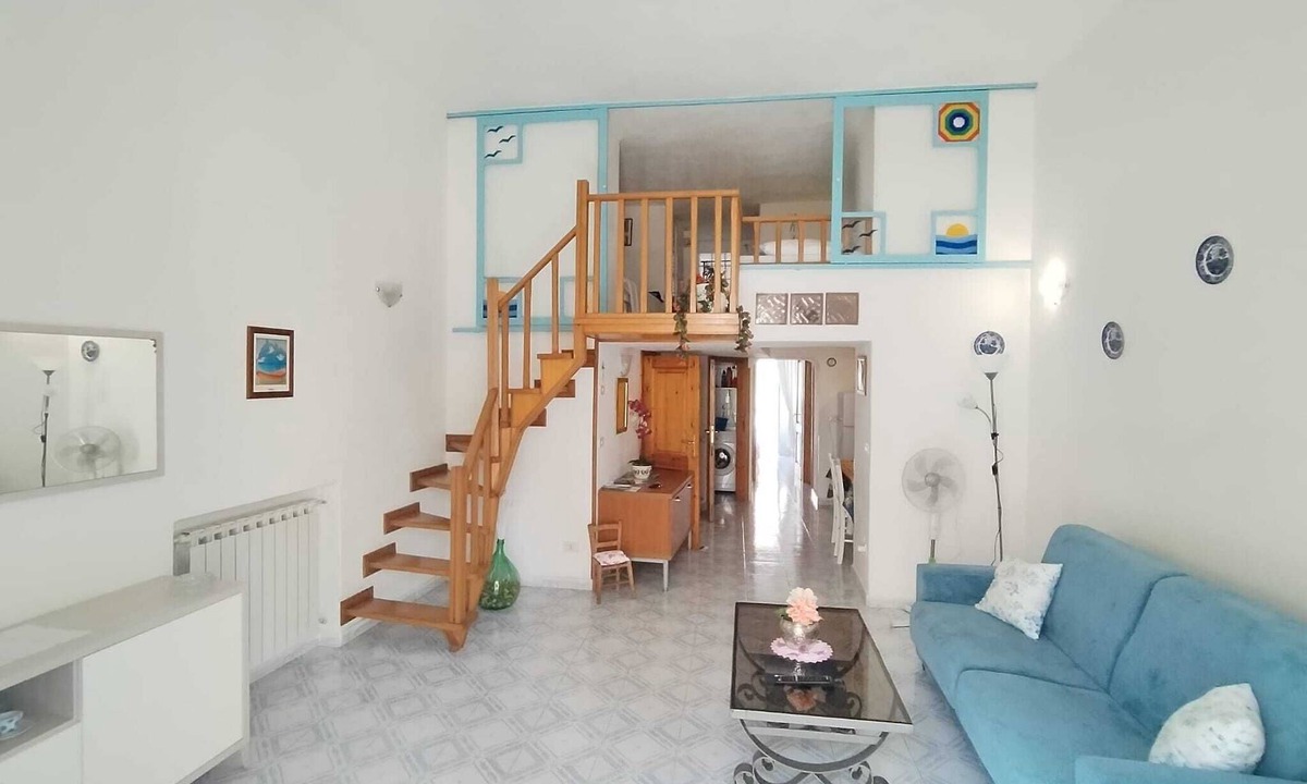 Ischia Ponte Apartment | Ischia Ponte romantic apartment in the historical center and near the sea